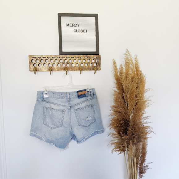 Anthropologie Sanctuary 🌿| denim shorts - Picture 2 of 4